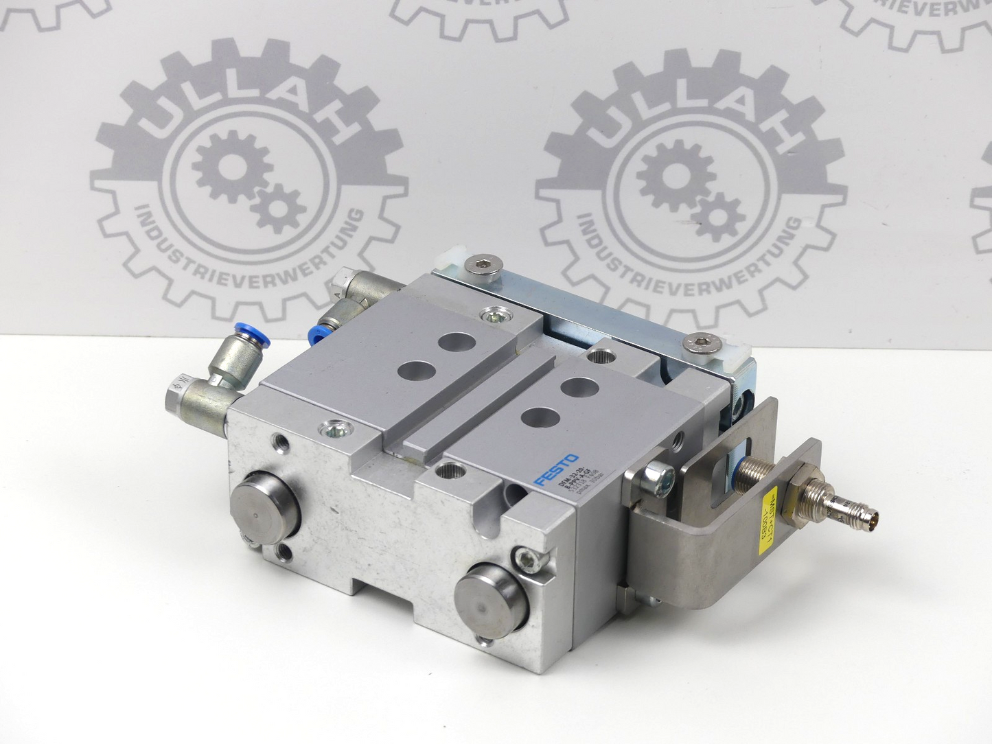 FESTO DFM-32-20-B-PPV-A-GF