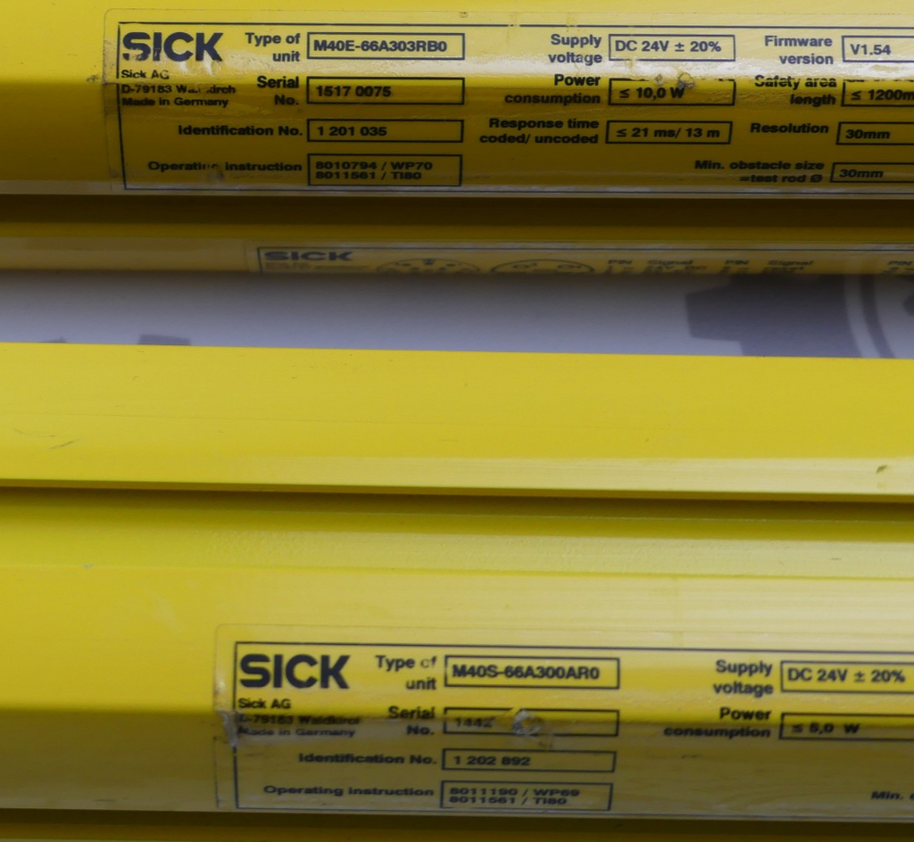 Sick M40E-66A303RB0 + M40S-66A300AR0 Sicherheitslichtschranke