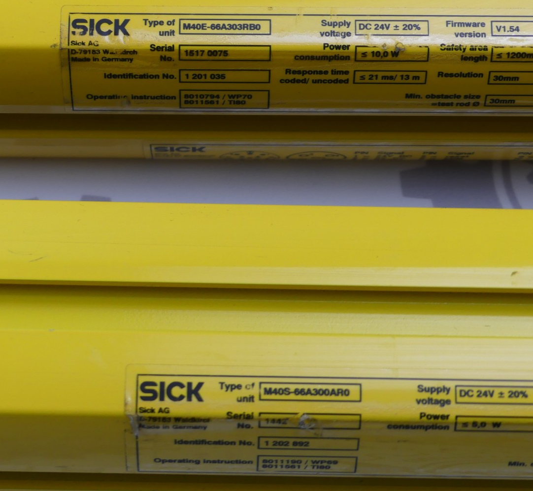 Sick M40E-66A303RB0 + M40S-66A300AR0 Sicherheitslichtschranke