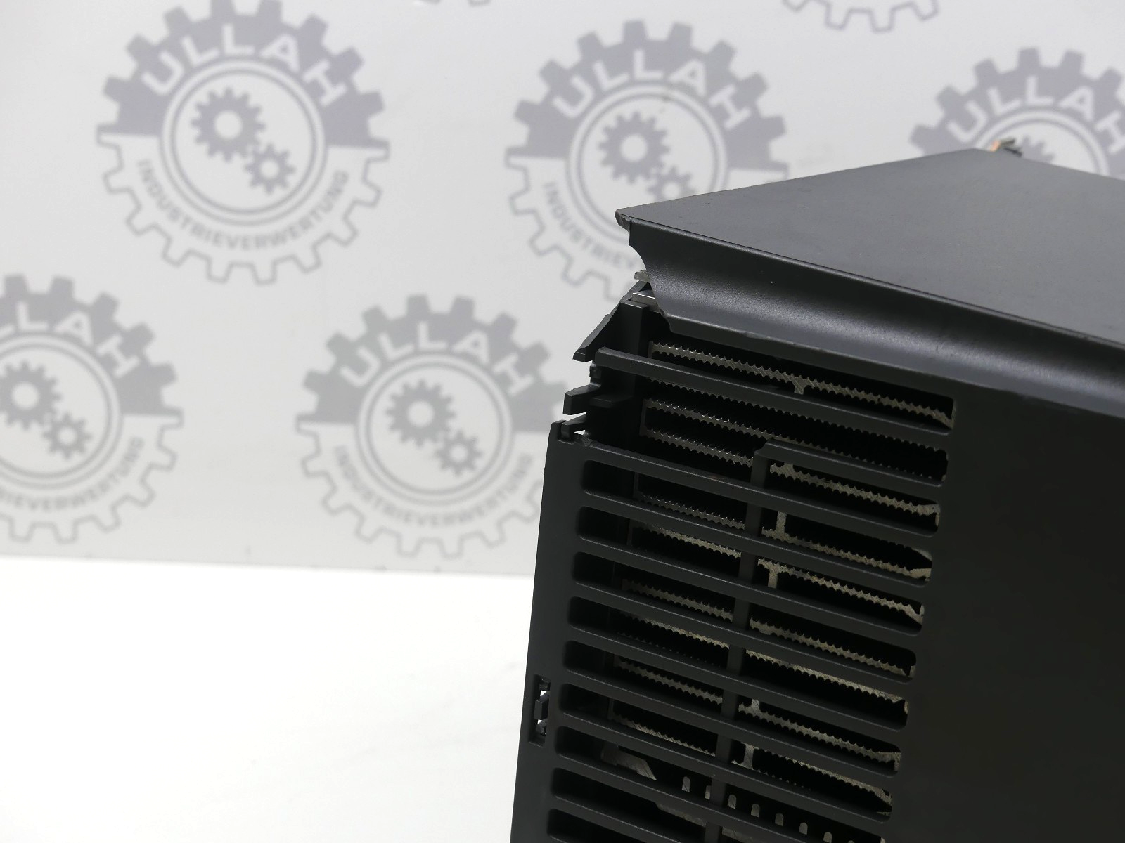 Siemens Frequenzumrichter Micromaster 6SE9221-0BC40 / 2200W(leicht beschädigt)