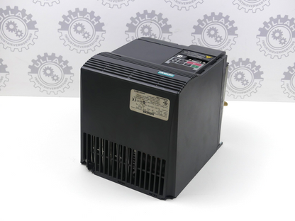 Siemens Frequenzumrichter Micromaster 6SE9221-0BC40 / 2200W(leicht beschädigt)