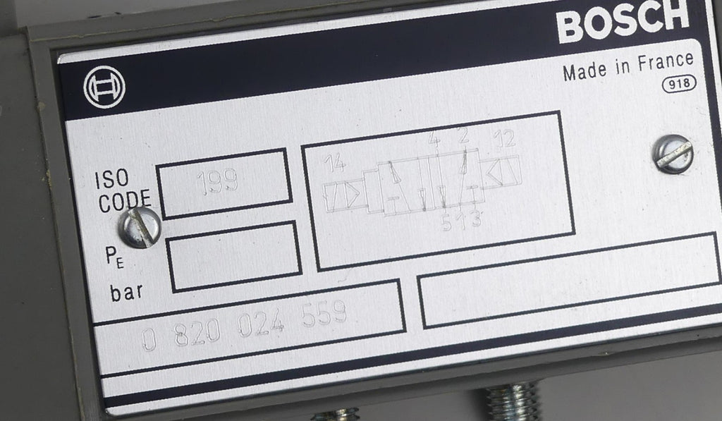 Bosch 0 820 024 559 Ventil + 2x Bosch  1824210294 Magnetspulen