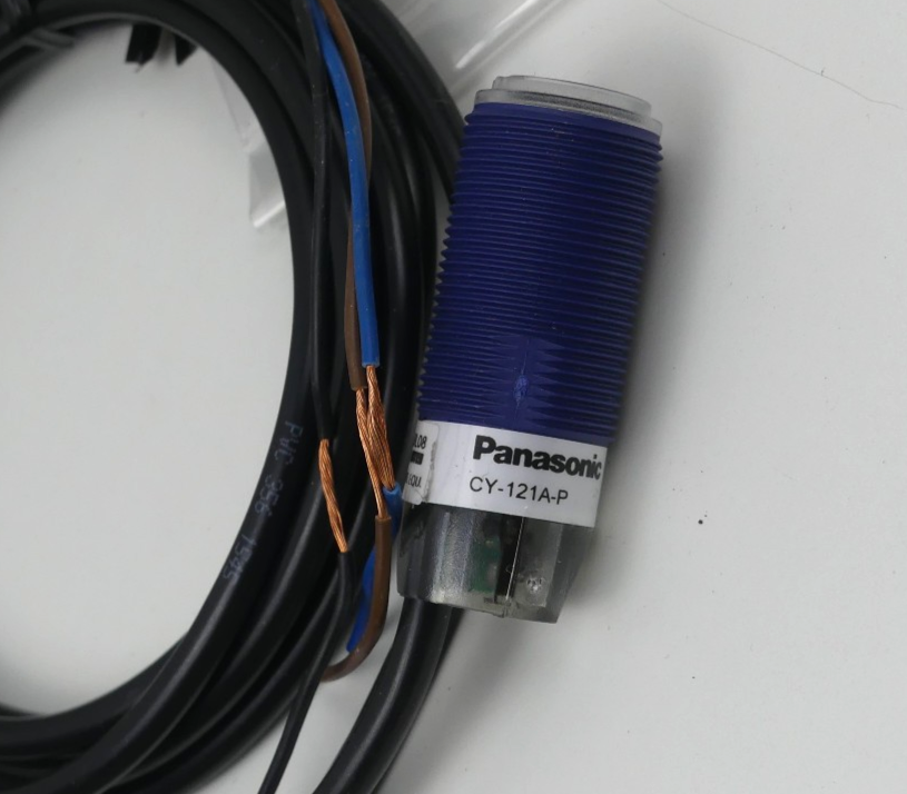 Panasonic  CY-121A-P UCY121AP Photoelectric Sensor Brand