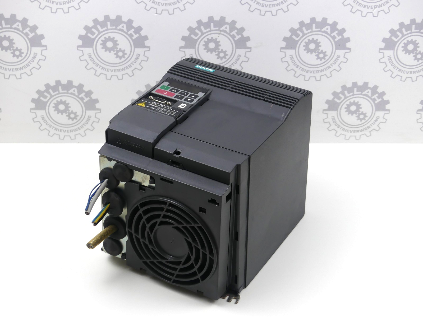 Siemens Frequenzumrichter Micromaster 6SE9221-0BC40 / 2200W(leicht beschädigt)