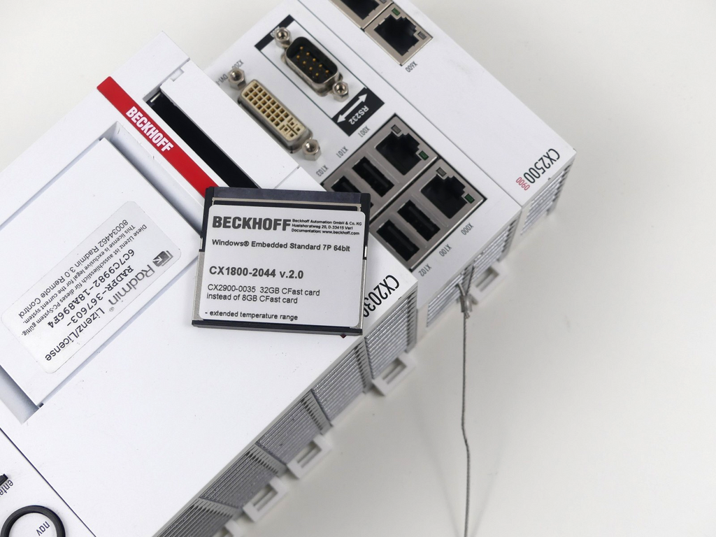 Beckhoff CX2030-0130 /4GB + CX2000-0060 + CX1800-2044