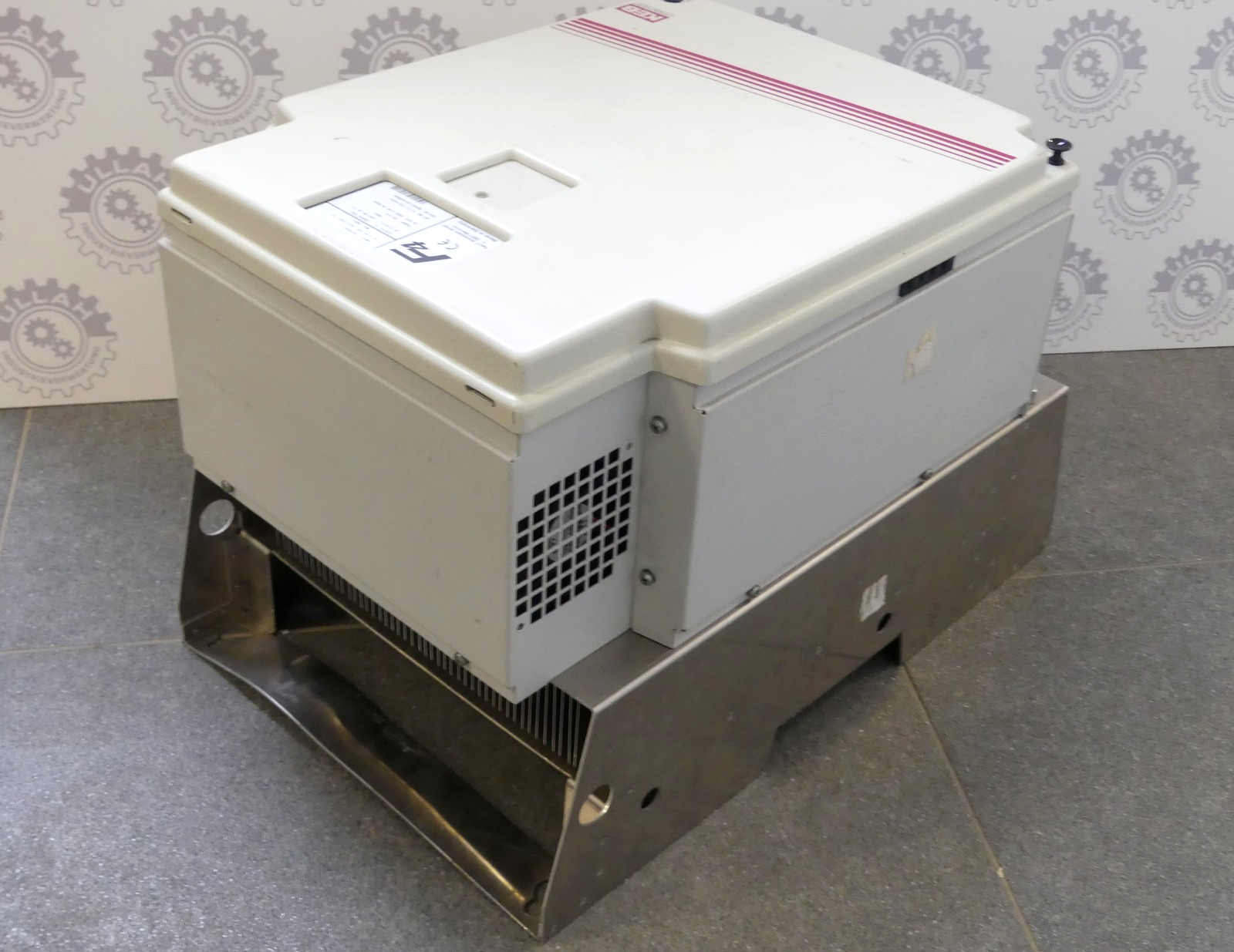 KEB F4 Combivert 21.F4.C1R-4K04  62 KVA 45KW