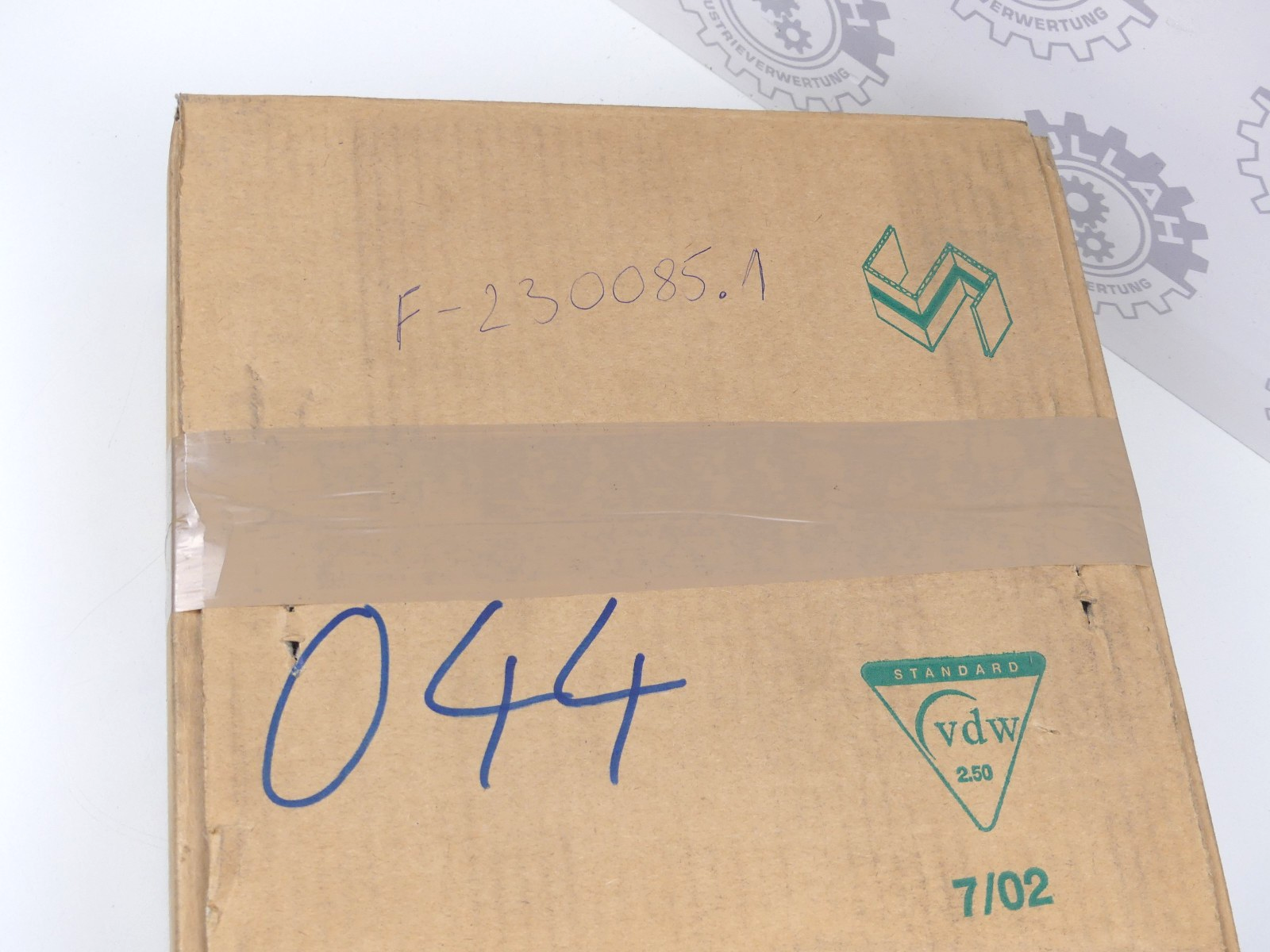 INA F-230085.1  (INA 72/M11; L256998 3 E)