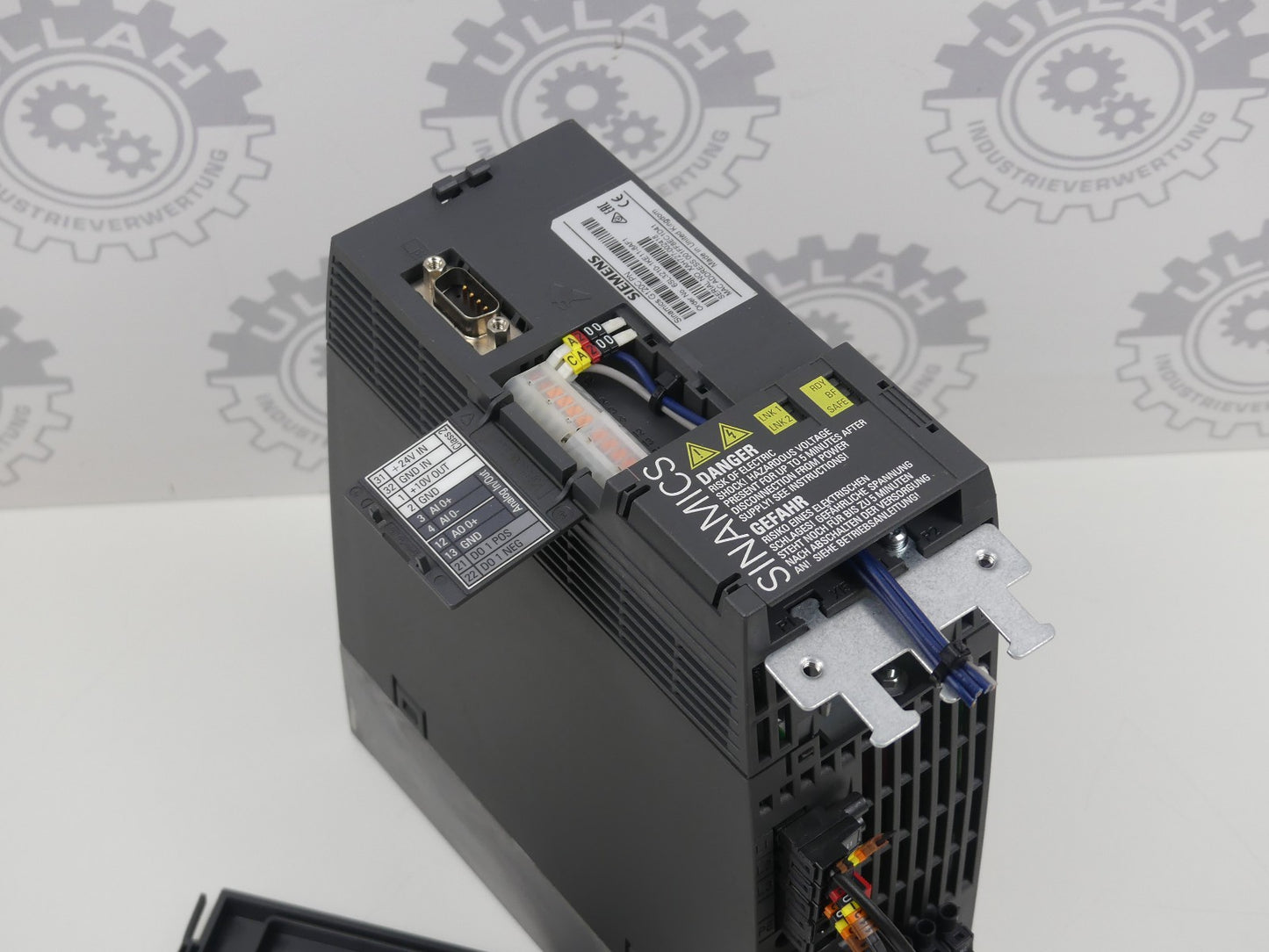 Siemens   6SL3210-1KE11-8AF1  ver: C02/V4.7