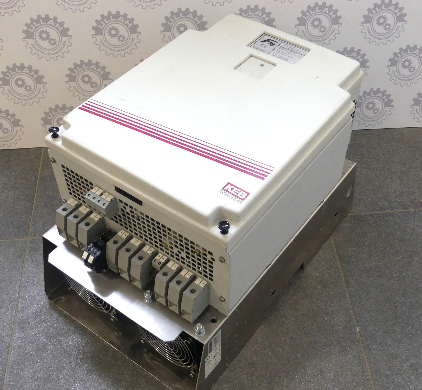 KEB F4 Combivert 21.F4.C1R-4K04  62 KVA 45KW