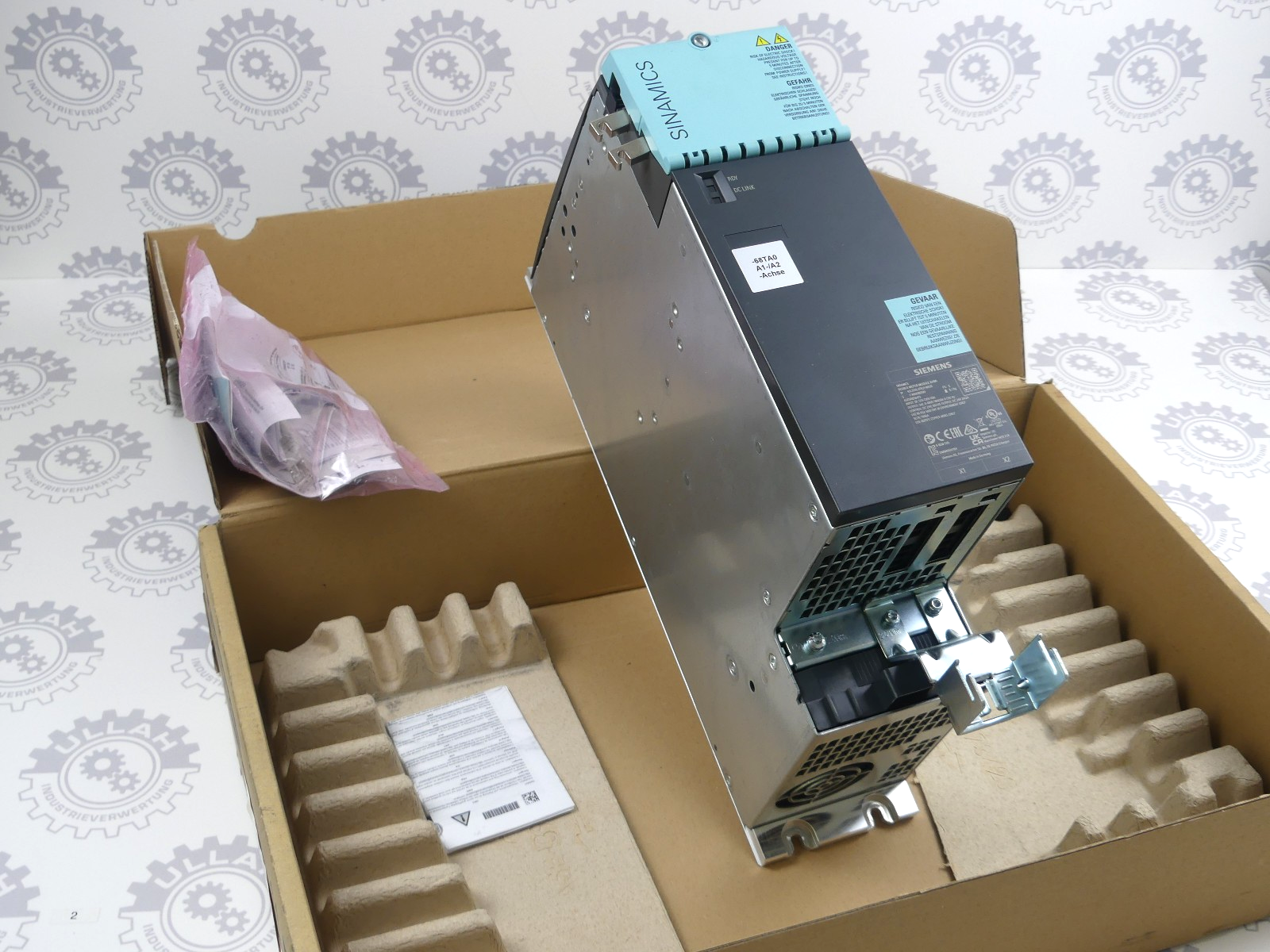 Siemens Sinamics 6SL3120-2TE21-8AC0 / Neuwertig