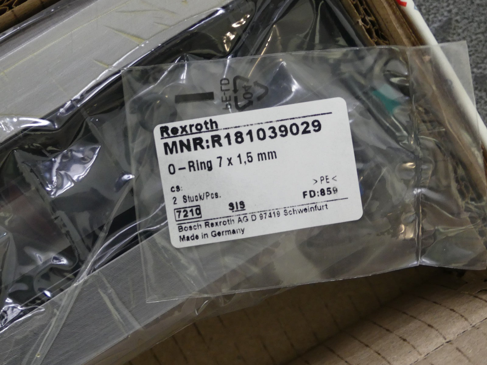 REXROTH RWD-045-SNH-C3-U-2 R.RUNNER BLOCK CS  MNS:R18214312X