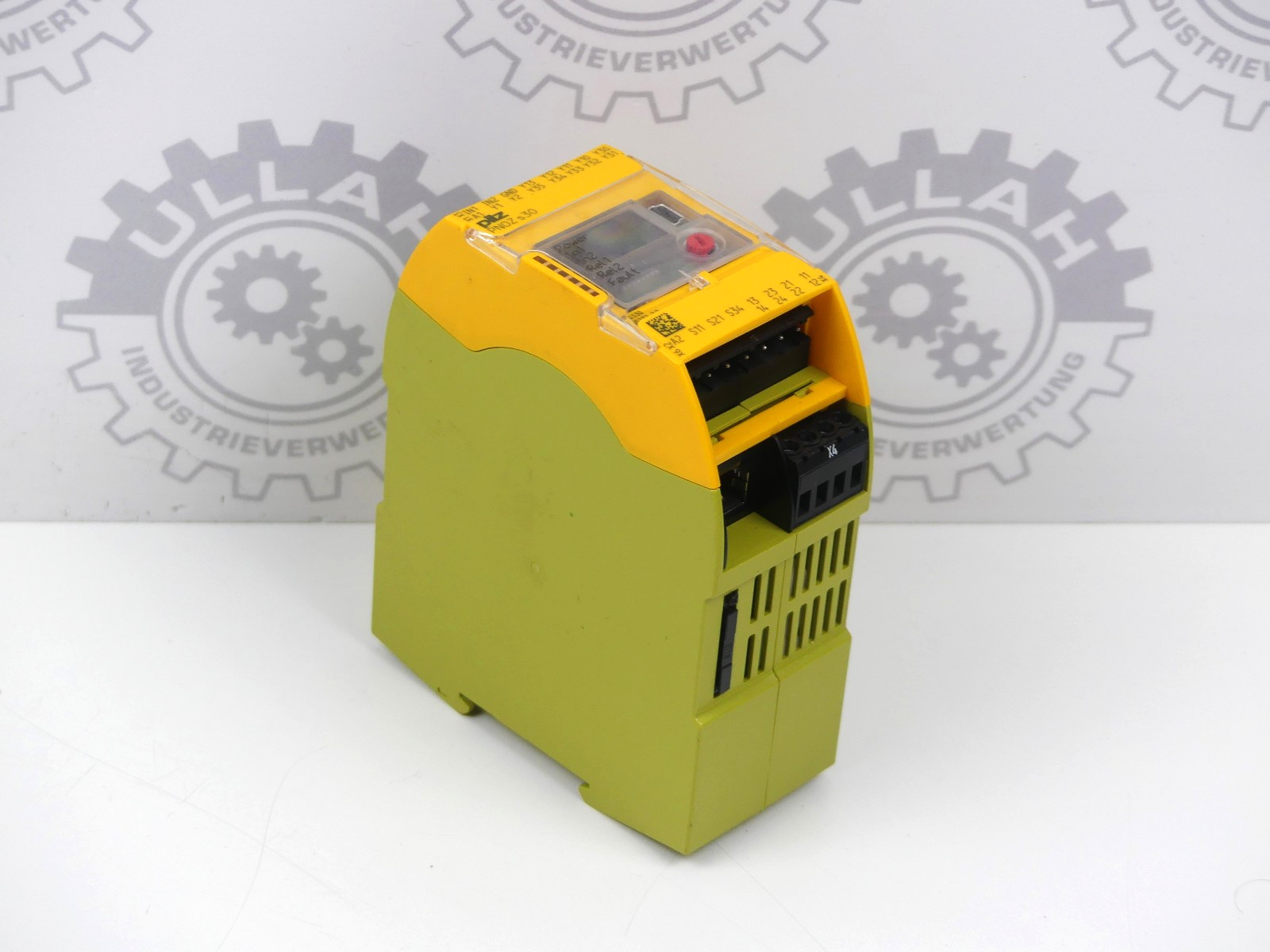 Pilz PNOZ s30 24-240VACDC 2n/o 2n/c 750330 PNOZsigma Sicherheitsschaltgerät