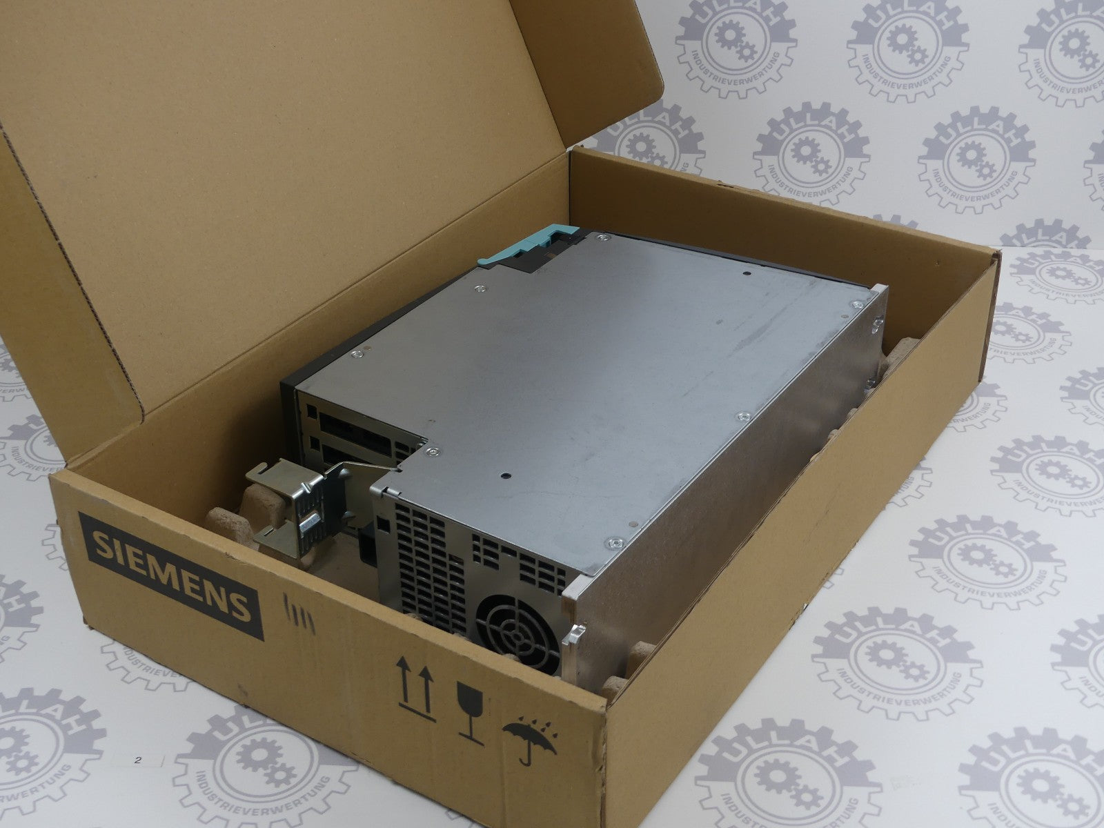 Siemens Sinamics 6SL3120-2TE21-8AC0