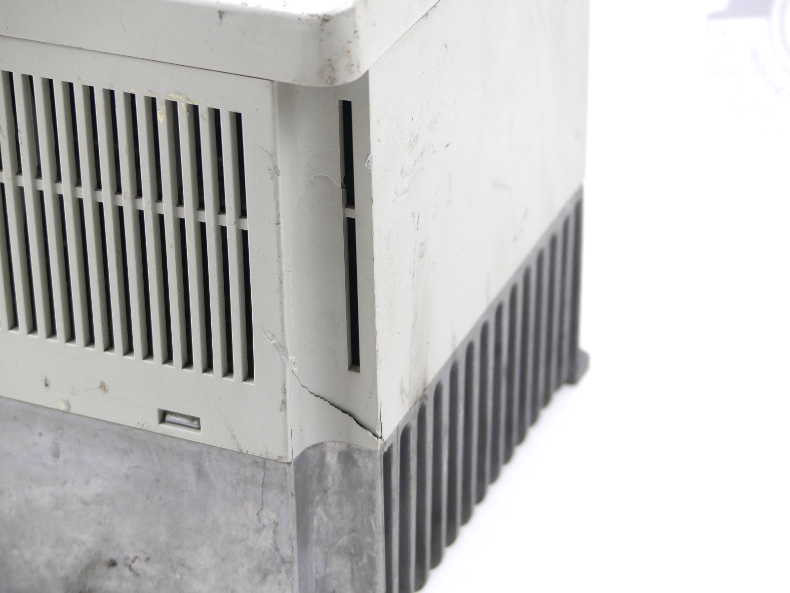 ALLEN-BRADLEY 1305-AA08A
