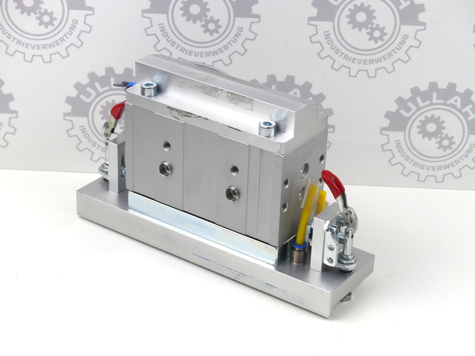 FESTO DFM-50-25-P-A-GF