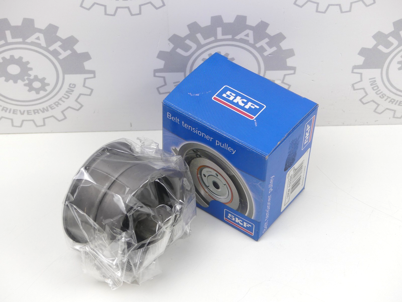 SKF VKM 82320 für NISSAN Umlenk-/Führungsrolle, Zahnriemen
