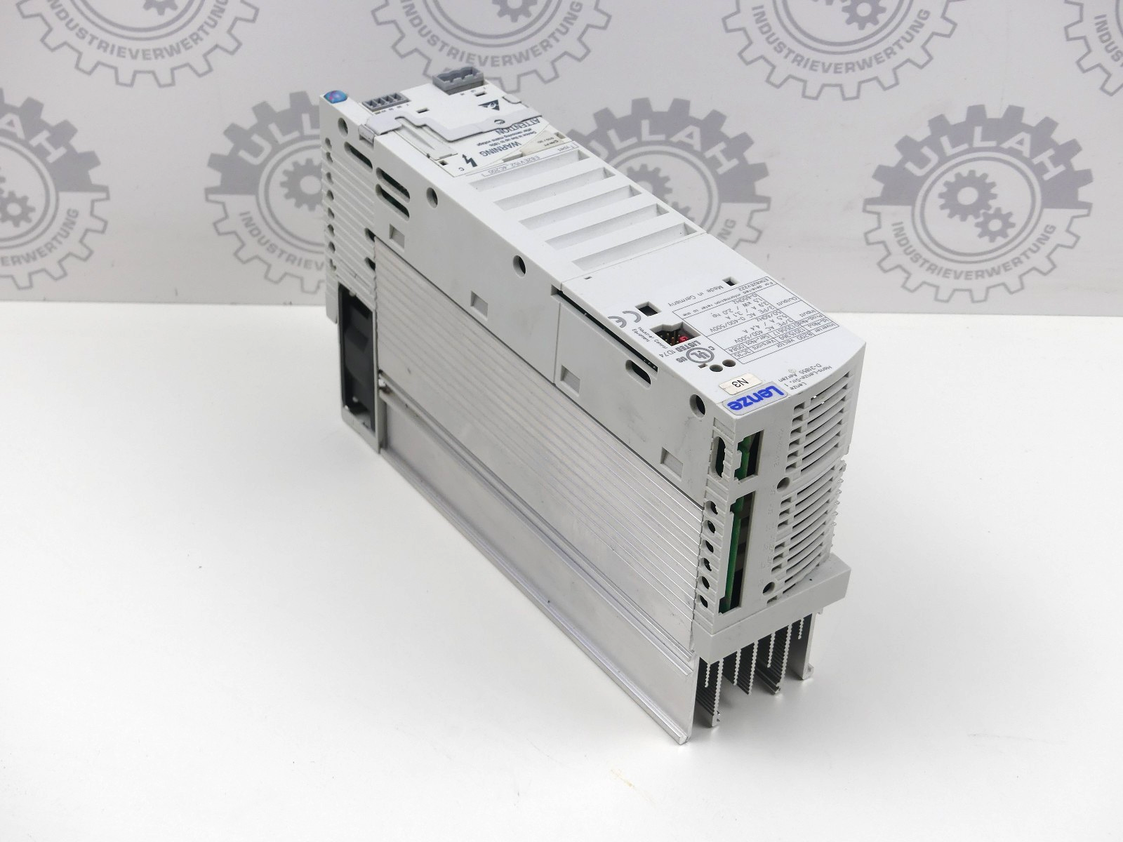Lenze E82EV152_4C200