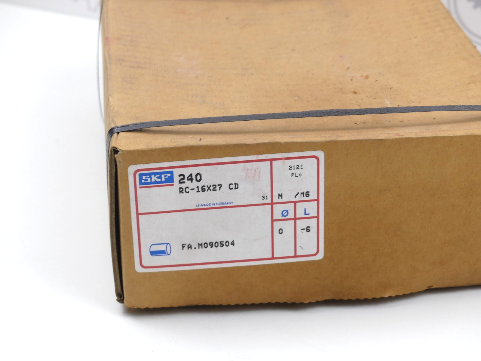 240x SKF RC-16X27 CD Zylinderrollen Rollers