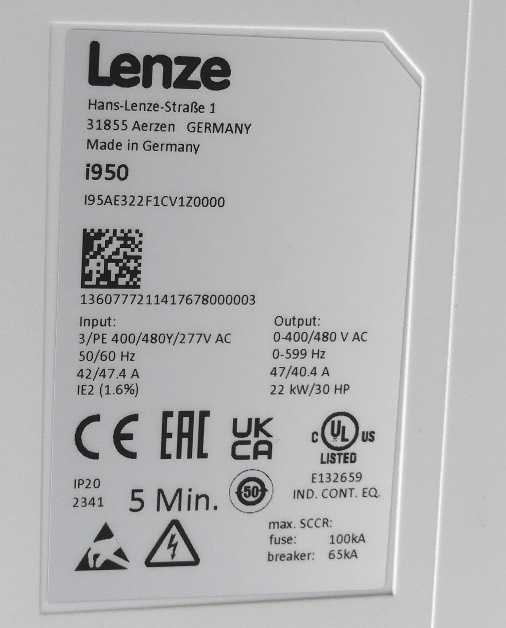 Lenze i950 I95AE322F1CV10Z000 Schaltschrank-Servoumrichter, 22 kW