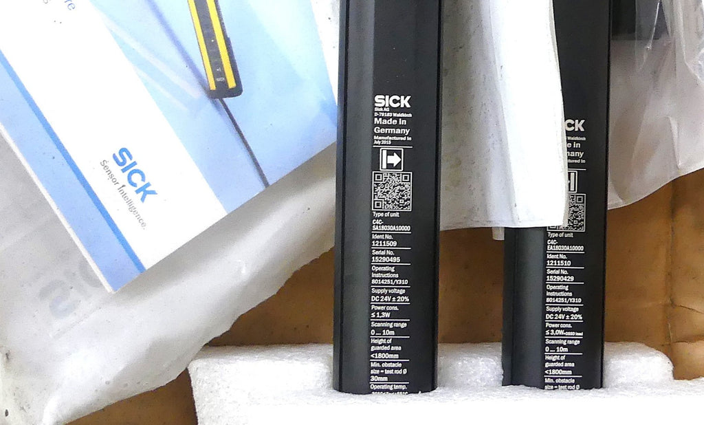 Sick Sicherheitslichtvorhang  C4C-SA18030A10000 + EA18030A10000 NEU