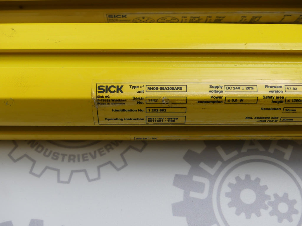 Sick M40E-66A303RB0 + M40S-66A300AR0 Sicherheitslichtschranke