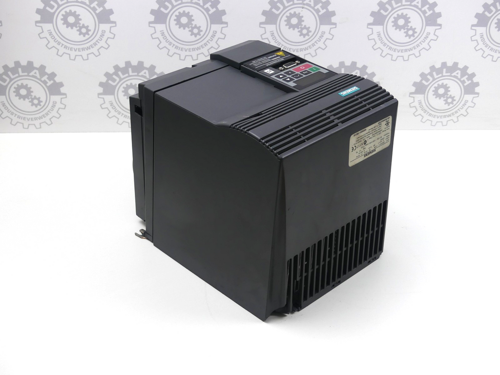 Siemens Frequenzumrichter Micromaster 6SE9221-0BC40 / 2200W(leicht beschädigt)