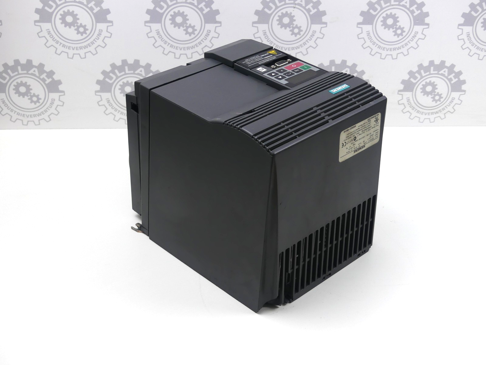 Siemens Frequenzumrichter Micromaster 6SE9221-0BC40 / 2200W(leicht beschädigt)