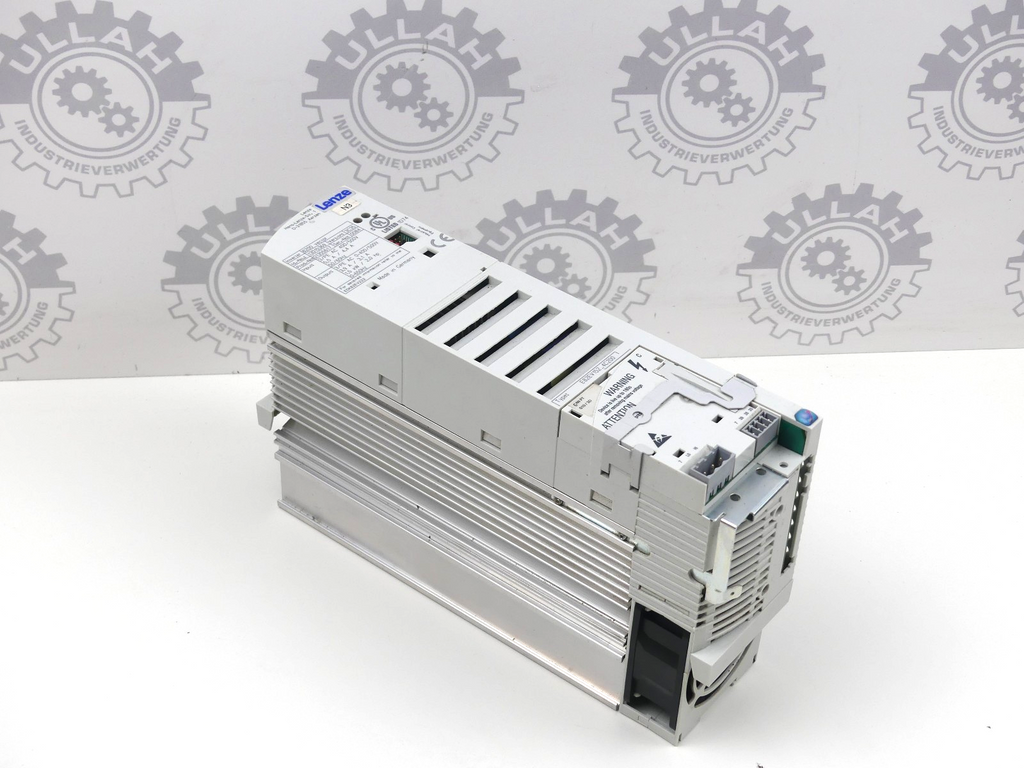 Lenze E82EV152_4C200