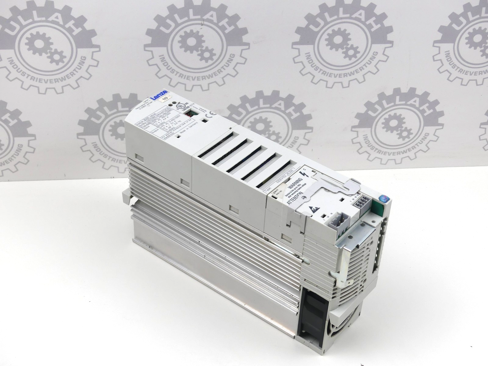 Lenze E82EV152_4C200