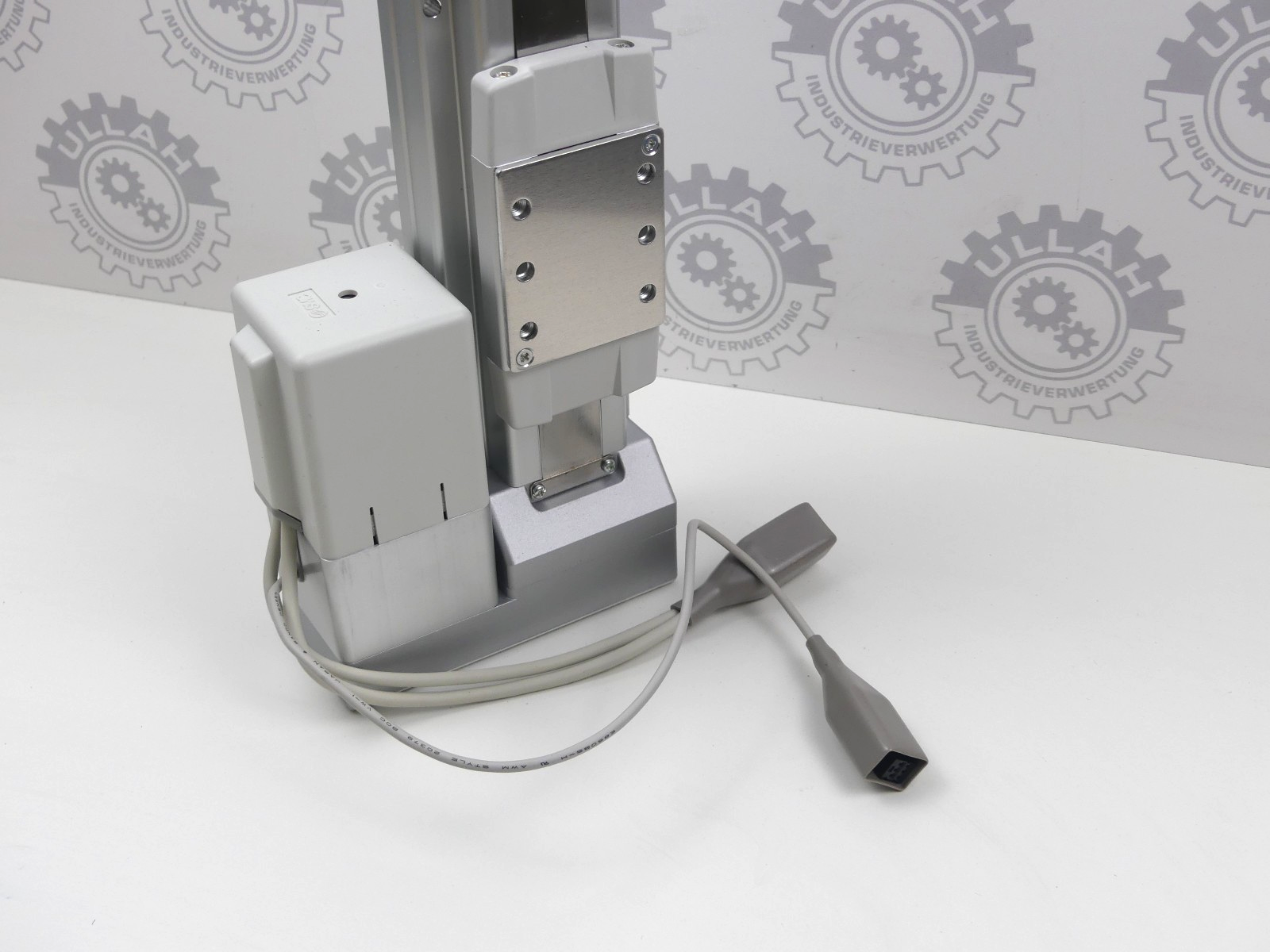 SMC LEFS32LB-300B elektrischer antrieb
