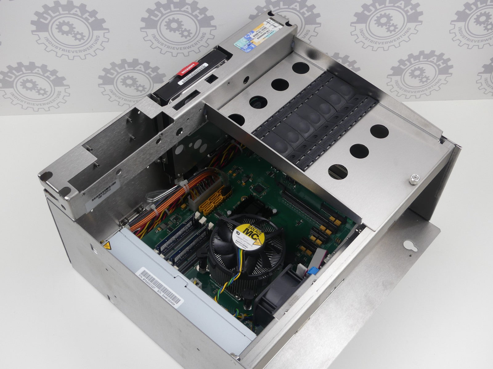 Beckhoff C6640-1014-0040 Industrie PC Schaltschrank